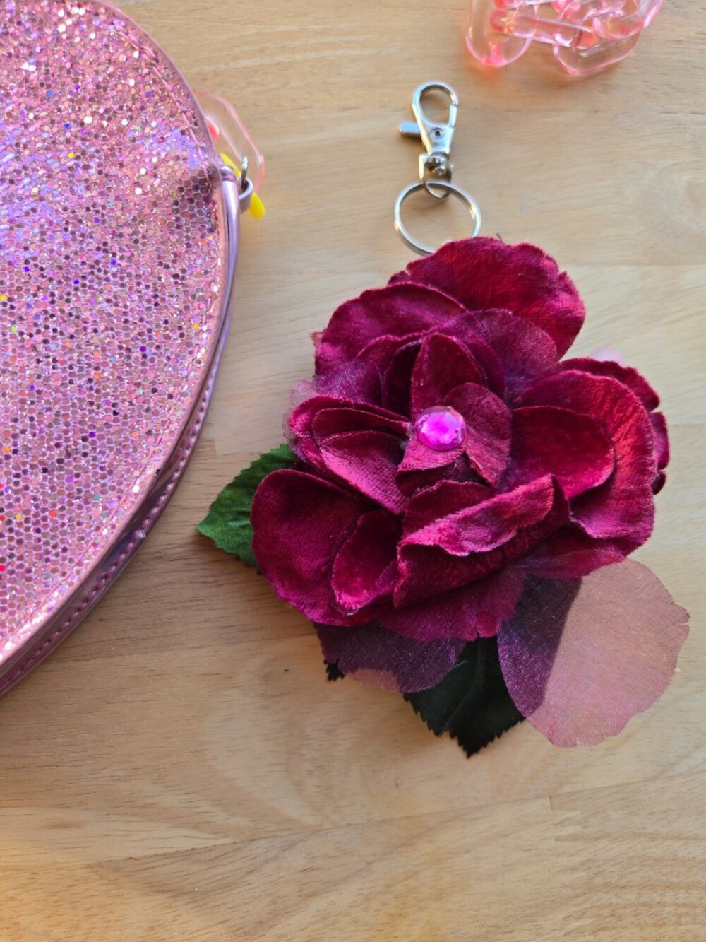Pink Glitter Shoulder Bag Velvet Millinery Keychain Y2k-Style Coquette-inspo - Picture 15 of 16